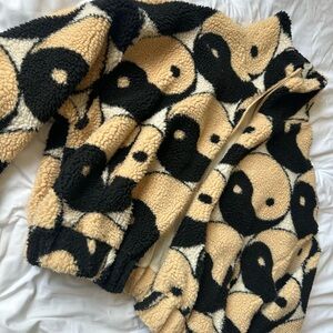 Yin yang Sherpa jacket